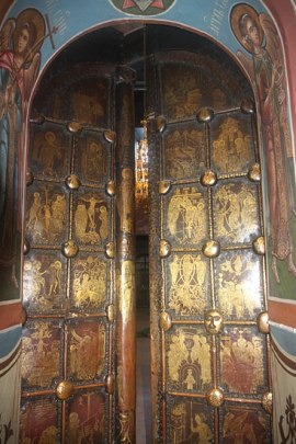 Васильевские врата Троицкого собора Александрова