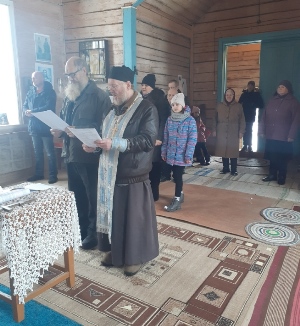 Молебен с акафистом в Казанской часовне д.Берег, ноябрь 2019